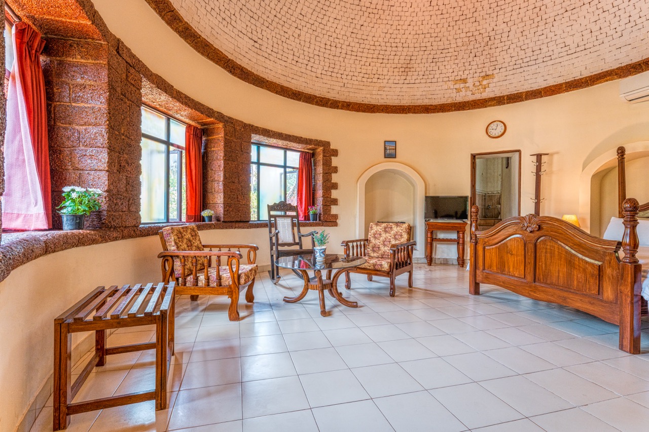 Assunta - sitting area